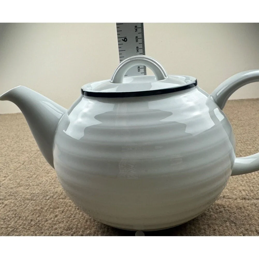 CRATE & BARREL Spal Roulette White Ribbed Porcelain Teapot Blue Trim Excellent